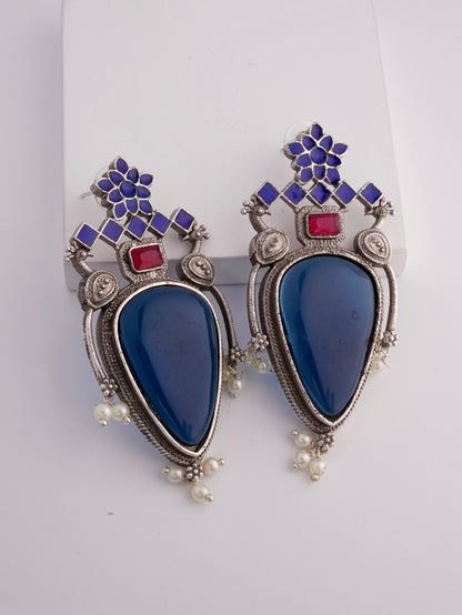 Dangler Earrings with Monalisa Stone