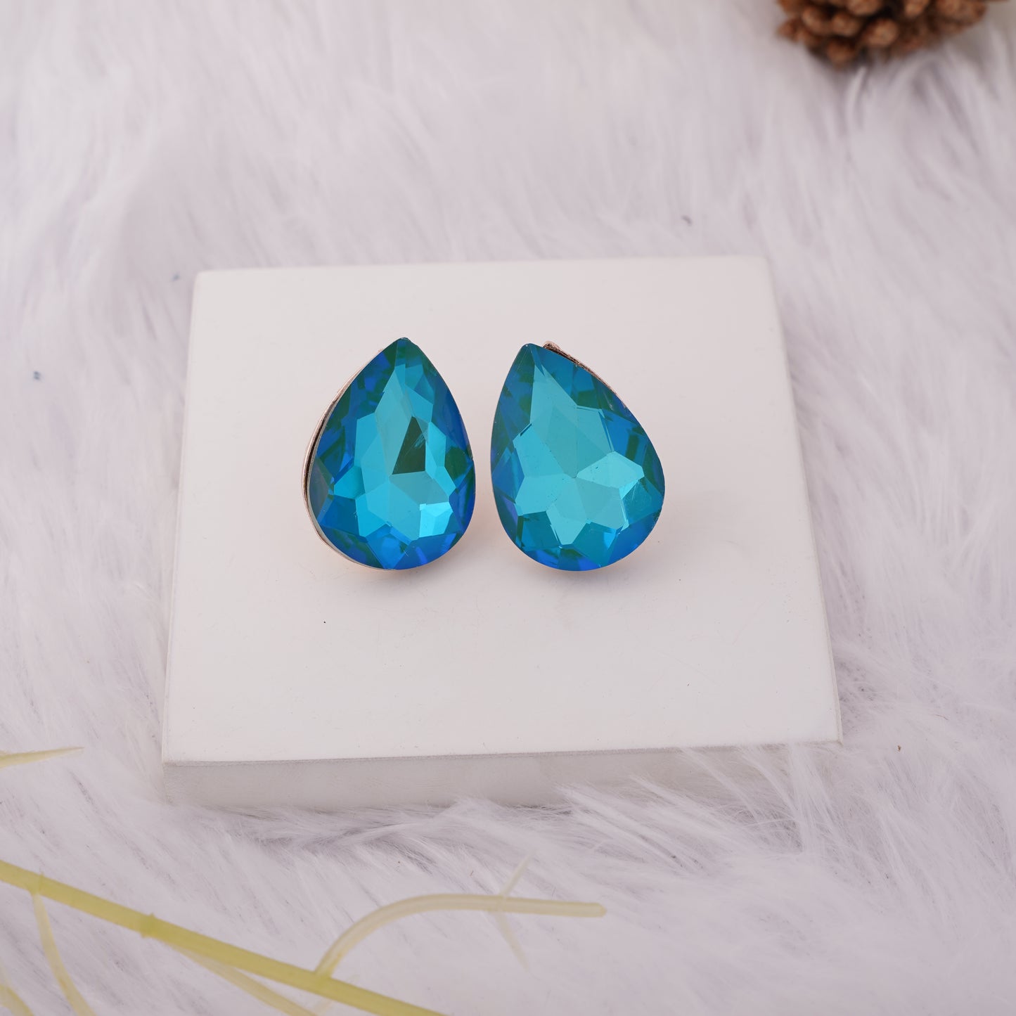 Elegant Designer Stud Earrings – Bold Gemstone Design