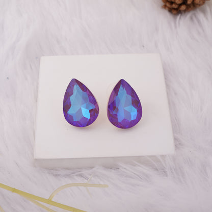 Elegant Designer Stud Earrings – Bold Gemstone Design