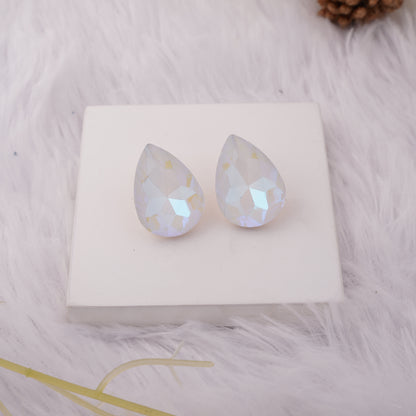 Elegant Designer Stud Earrings – Bold Gemstone Design