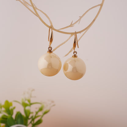 Classic Pearl Drop Earrings